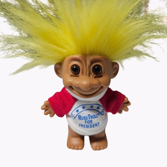 Vintage 90s Russ Troll for President Doll 5 inch Yellow Hair Brown Eyes T-Shirt - Picture 2 of 8